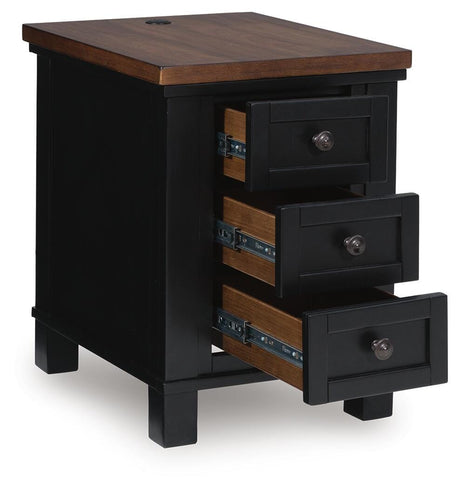 Wildenauer Chairside End Table - T664-7
