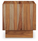 Dressonni End Table - T690-2