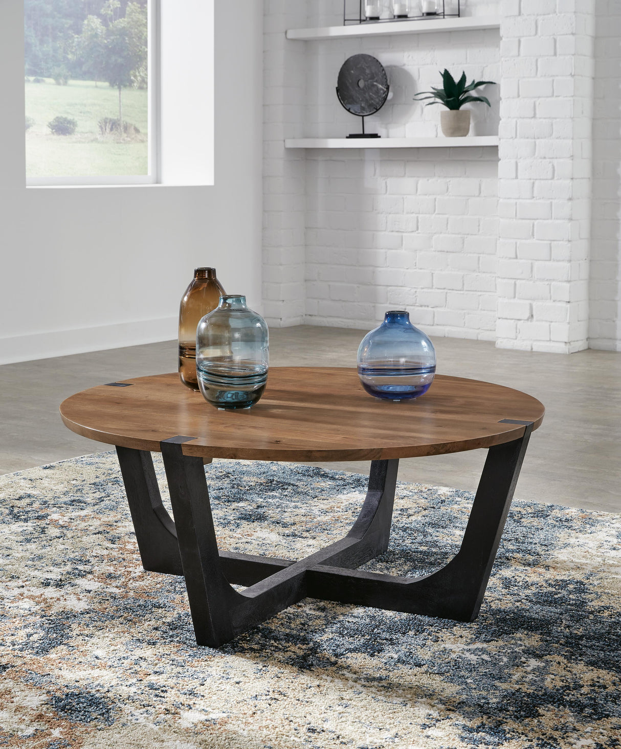 Hanneforth Coffee Table and 2 End Tables - T726T1