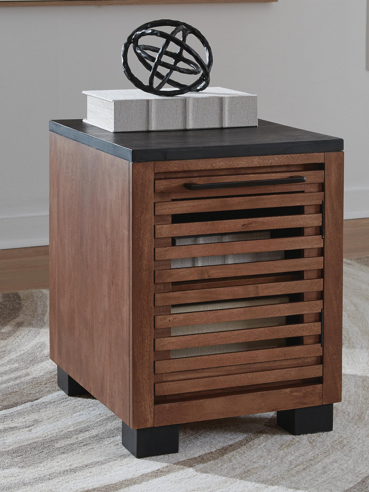 Kallari Chairside End Table - T737-7