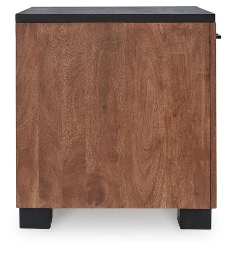 Kallari Chairside End Table - T737-7