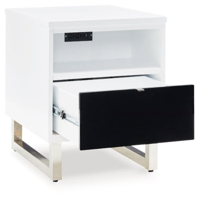 Gardoni Coffee Table and 2 Chairside End Tables - T756T2