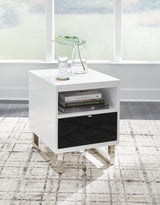 Gardoni Chairside End Table - T756-7