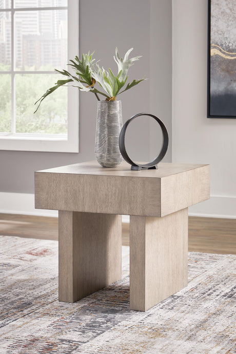 Jorlaina End Table - T922-2