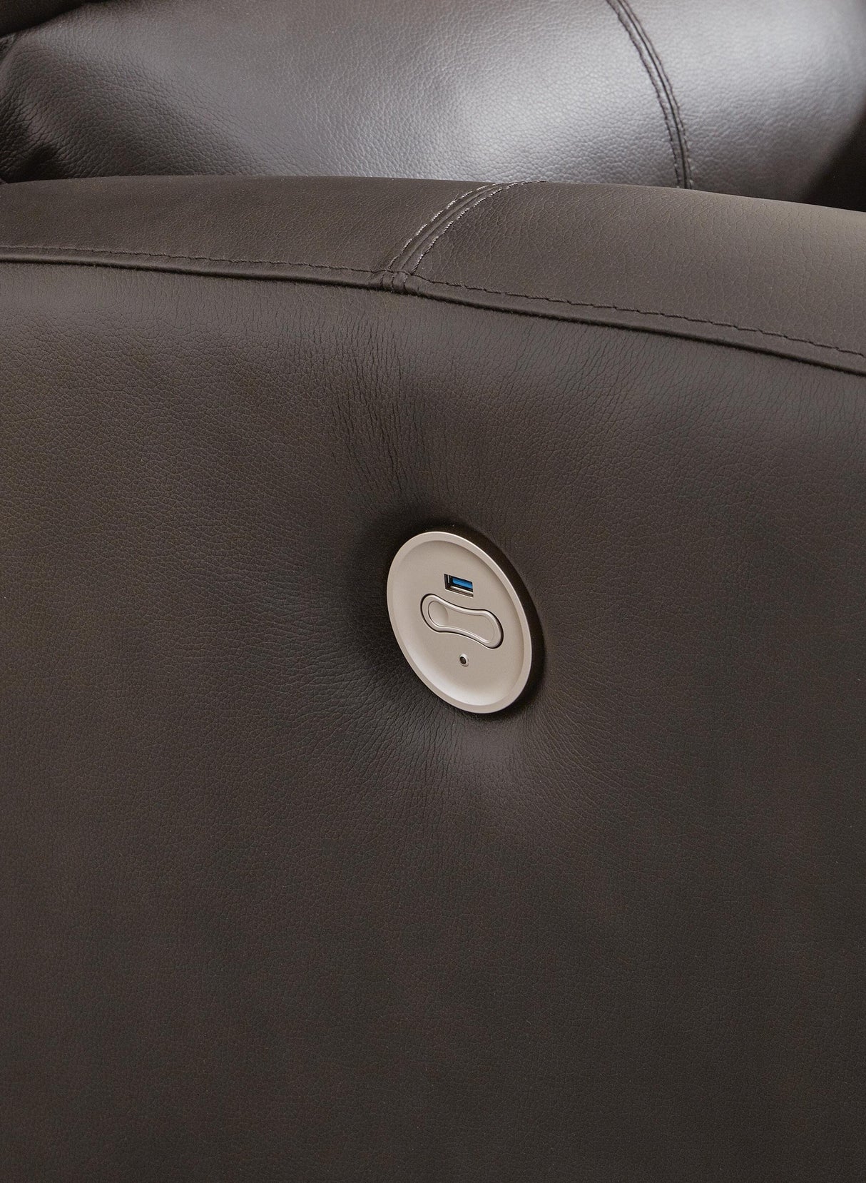 Boxmere Power Reclining Sofa - U1310087