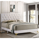 James - Panel Bed