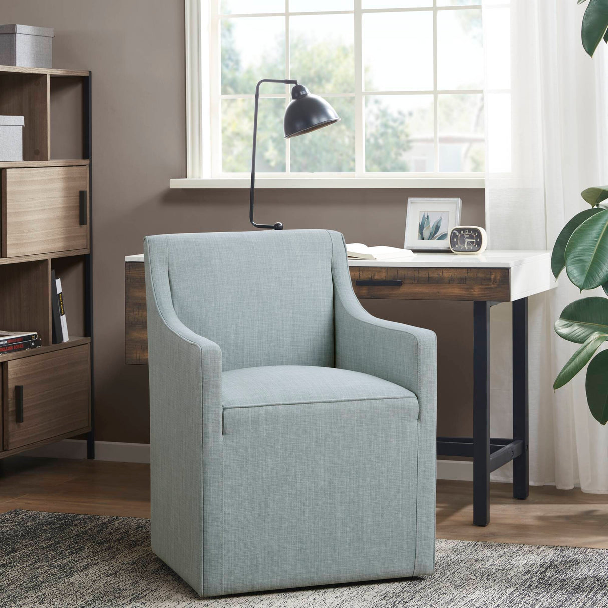 Traditional Skirted Dining Arm Chair